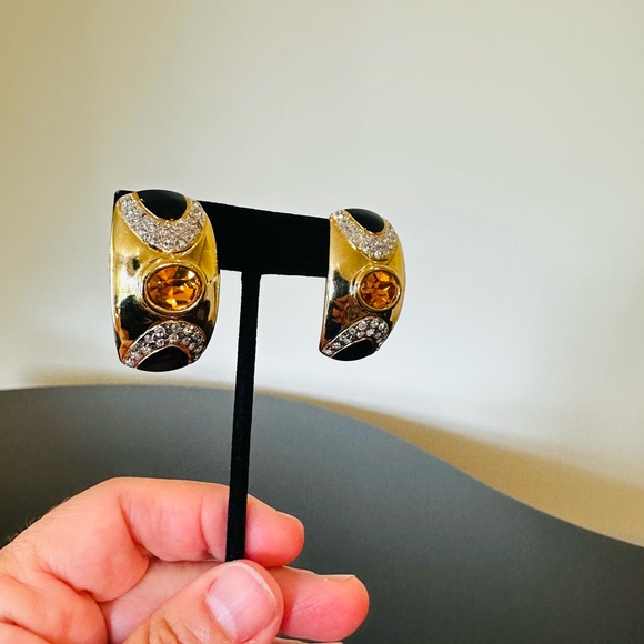 VOGUE BIJOUX VINTAGE RETRO ICONIC COUTURE LUXURY AUTHENTIC RUNWAY GLAM EARRINGS - Picture 6 of 17